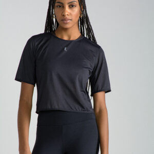 camista negra cropped mujer