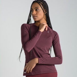 Camieta mangas largas para mujer color vino